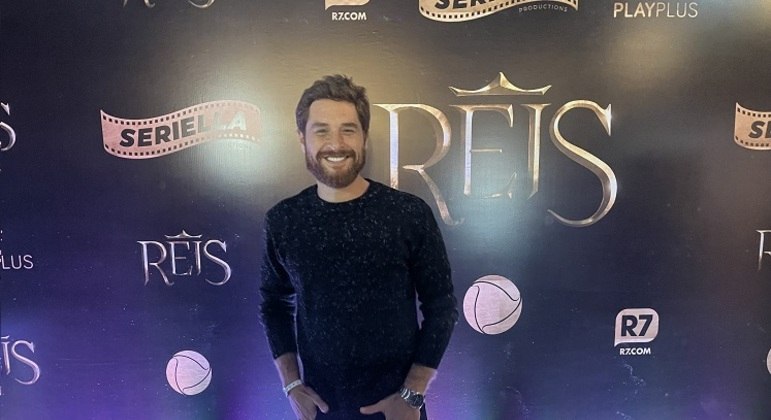 Na estreia de A Conquista, Cirillo Luna ressaltou a felicidade com o resultado do trabalho