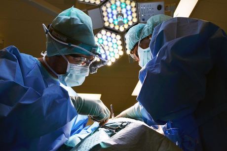 Cuba deixará de fazer parte do Mais Médicos