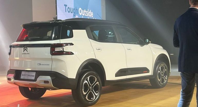 Modelo será um SUV compacto que pode levar até sete pessoas