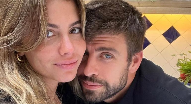Piqué e Clara Chiá 'exalam amor' e já pensam em casamento, diz jornalista espanhola