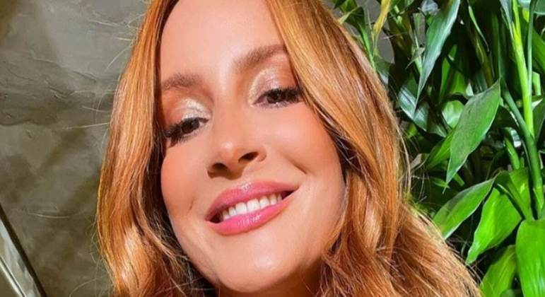 Claudia Leitte mostra registro com sua filha caçula e o marido e surpreende