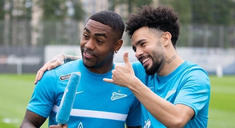 CRIA DO TERRÃO: Malcom leva prêmio de melhor jogador do mês do