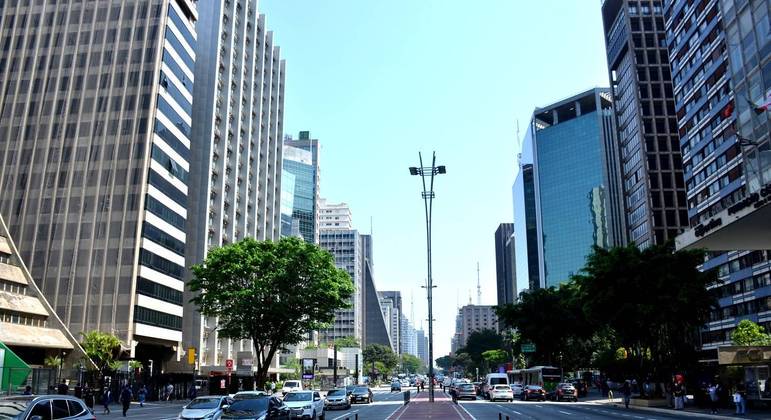 Temperatura pode superar os 32ºC na cidade de São Paulo nesta terça-feira (21)