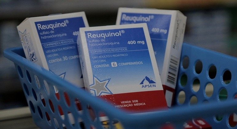 Ministério da Saúde tem diretriz que instrui uso da hidroxicloroquina em pacientes com covid