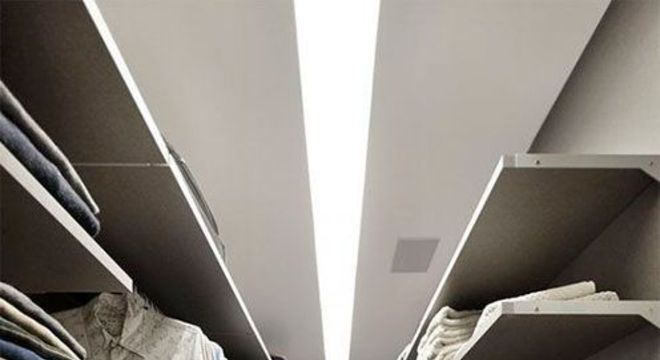 closet aberto - closet aberto com prateleiras de sapato 