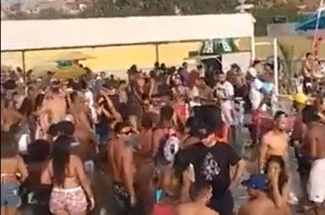 Clube é parcialmente interditado por festa e aglomeração em Uberlândia -  Gerais - Estado de Minas