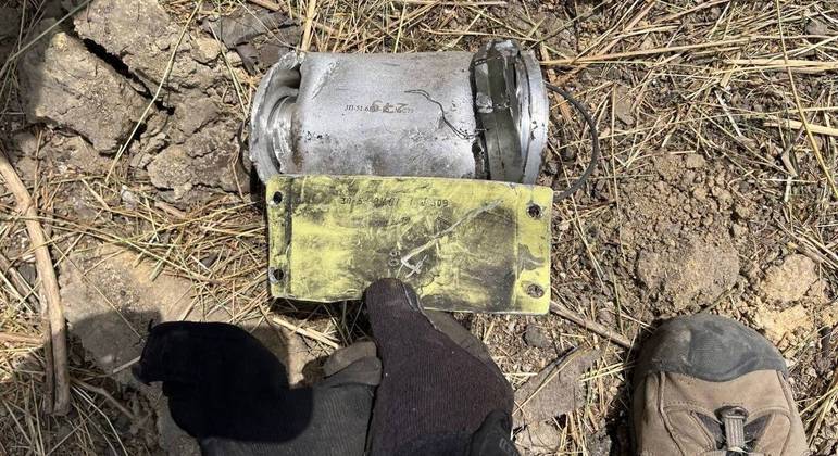 Pedaço de munição cluster encontrado na Ucrânia