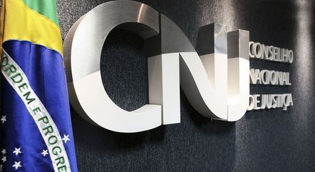 CNJ aprova exame prévio para magistratura