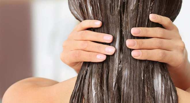 Co-wash, o que é? Conheça a técnica e seus detalhes importantes