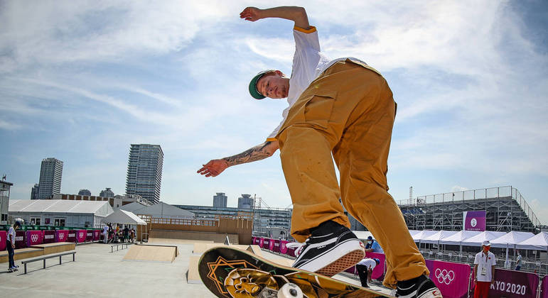 Skate estreia em Jogos Olímpicos na noite deste sábado