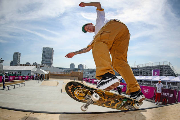 Treino histórico, primeiro do skate em Jogos, reúne atletas do