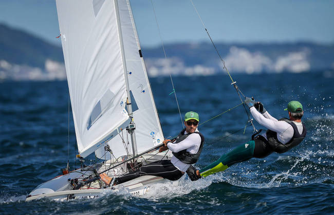  
22.07.2021 - Jogos Olímpicos Tóquio 2020 - Treino da equipe olímpica masculina de vela, categoria 470M com o atletas Henrique Haddad e Bruno Bethlemna na Enoshima Yacht Harbour em Tóquio. Foto: Jonne Roriz/COB
