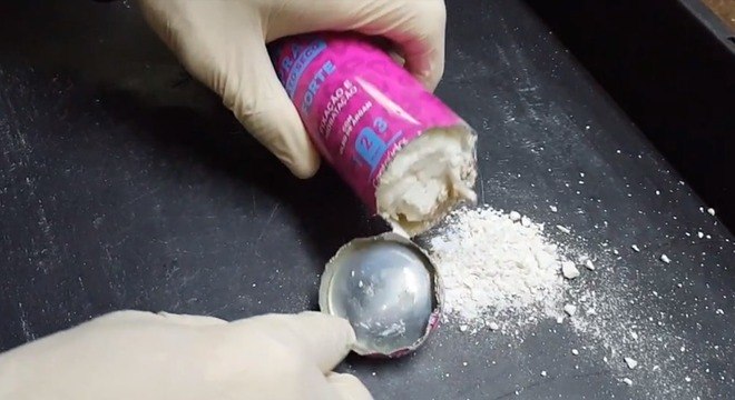 Polícia Federal apreende nove quilos de cocaína em embalagem de cosmético