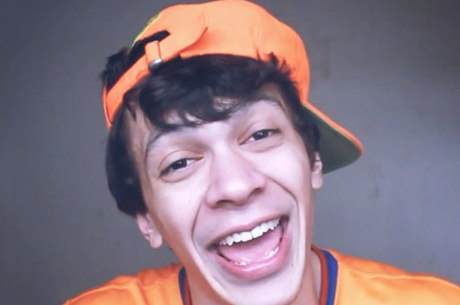 Em vÃ­deo, Cocielo pediu desculpa por postagem racista