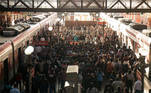SP - CORONAVÍRUS/SP/FASE VERMELHA - GERAL
SP - CORONAVÍRUS/SP/FASE VERMELHA - GERAL - Movimento intenso de passageiros na Estação Luz da CPTM, na região central de São Paulo, na manhã desta quarta-feira, 10. O lockdown em São Paulo entrou em vigor no último sábado, 06, com o objetivo de conter o avanço da pandemia de covid-19. Segundo o governador do Estado, João Doria (PSDB), o estágio mais crítico da quarentena, a fase vermelha, vai durar duas semanas, até o dia 19 de março.
 
Foto: ROBERTO COSTA/CÓDIGO19/ESTADÃO CONTEÚDO
CDG20210310005 - 10/03/2021 - 08:19
