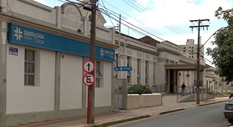 Santa Casa de São Carlos está com ocupação máxima dos leitos da UTI