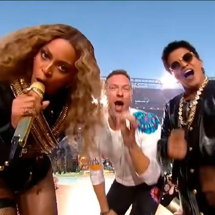 Coldplay, Beyoncé e Bruno Mars - Super Bowl 50 (2016)