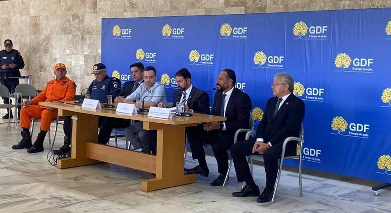 SSP-DF reaiza coletiva de imprensa com representantes de órgãos de segurança no DF