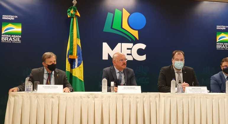 Enem: gabarito sairá na quarta (1º); resultado, em 11 de fevereiro