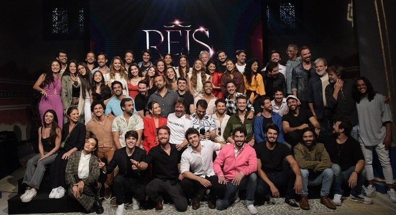 Edição especial de O Programa de Todos os Programas traz entrevistas exclusivas com elenco de Reis