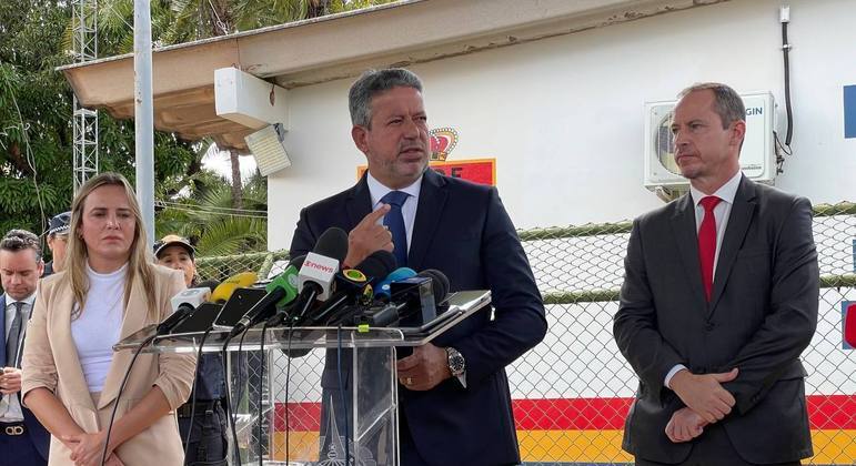 Celina Leão, Arthur Lira e Ricardo Cappelli se reúnem para lançar pacote de medidas de segurança para a área central de Brasília