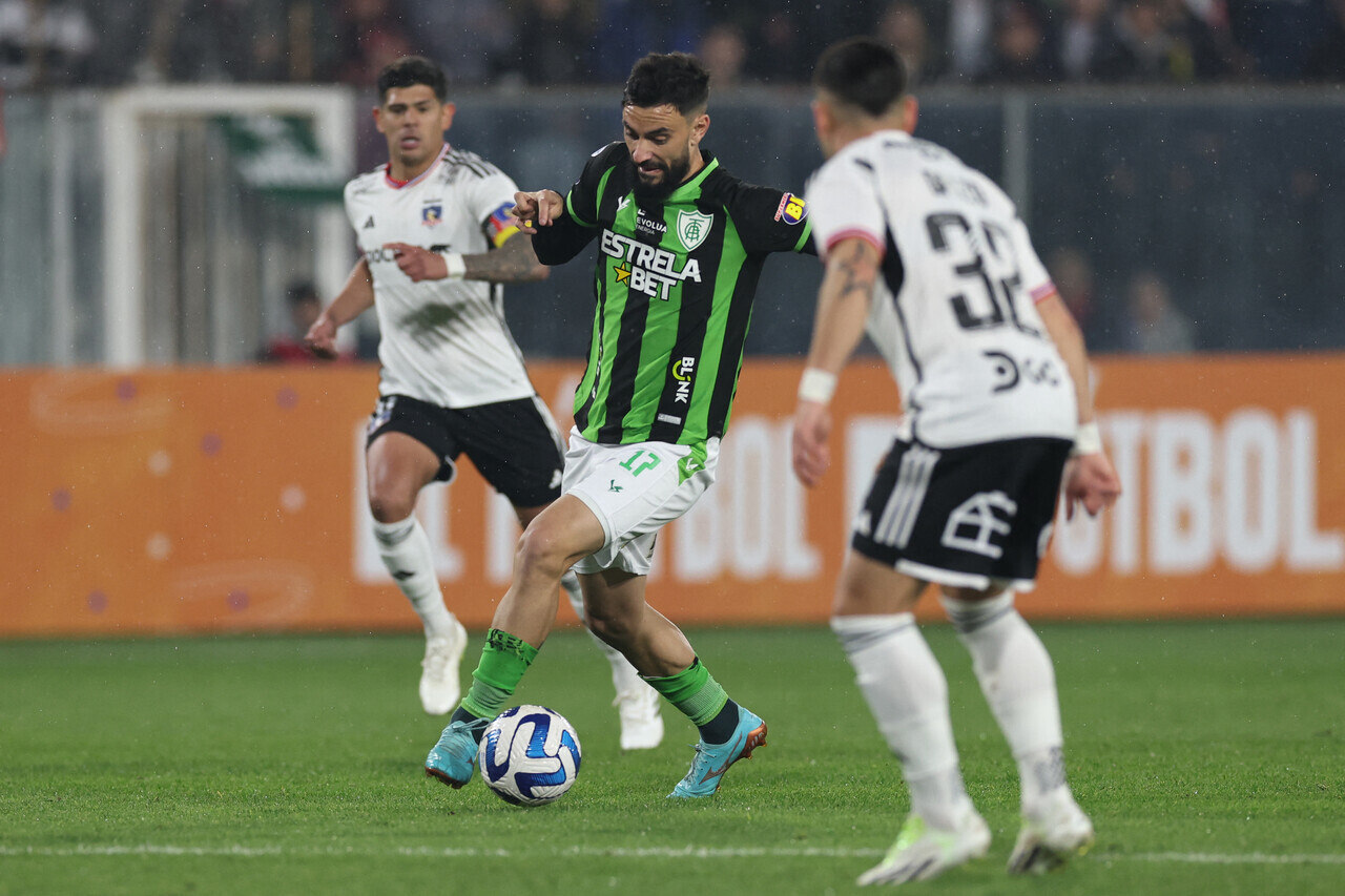 Santos cobra Conmebol após jogadores sofrerem ataques racistas no