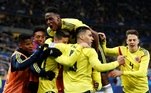França abre 2 a 0, mas Colômbia vira e vence adversário pela 1ª vez
