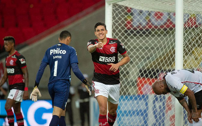 Com 20 gols em 37 partidas, Pedro se tornou rapidamente titular absoluto do Flamengo, fazendo vários gols em sequência e garantindo vitórias para os rubro-negros em vários jogos.