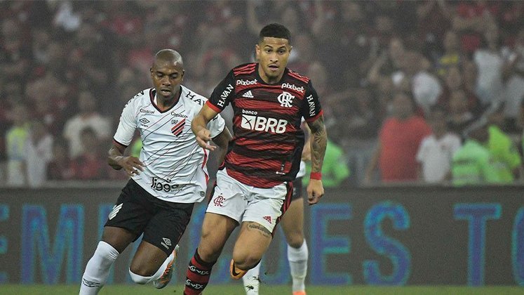 Destaque do Flamengo na temporada, João Gomes é alvo de clubes do futebol europeu. Um dos interessados é o Bayer Leverkusen, da Alemanha, que enviou pela segunda vez representantes para acompanhar o volante