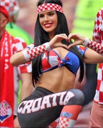 Com o avanço da Croácia, jogo a jogo, entre as melhores seleções da Copa, Ivana foi marcando presença, sempre causando expectativa entre os fãs.