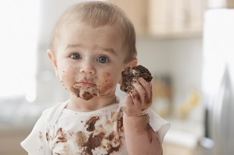 Com que idade posso dar chocolate ao meu filho?