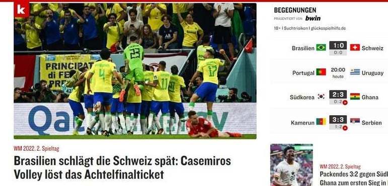 Com uma imagem da Seleção Brasileira comemorando o gol em um grande abraço, o alemão 
