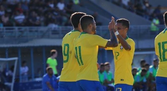 Comandados de André Jardine golearam a Guatemala por 4x0, neste domingo (2). Próximo compromisso é na quarta (5) 