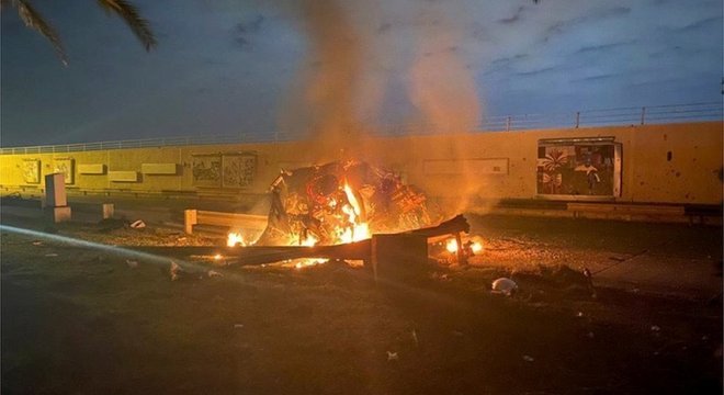 Comboio do general Soleimani foi alvo de ataque de drone quando deixava o aeroporto
