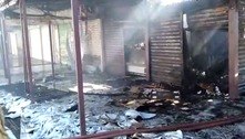 Vídeo: fogo destrói lojas na Feira dos Importados do SIA, no DF
