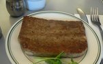 É só um pão escuro? Não! Saiba que é um bife de sobras de carne de porco com fubá, farinha de trigo e especiariasLEIA MAIS: Capivaras de zoológico morrem misteriosamente, e 'fãs' dos animais lamentam: 'Vou chorar