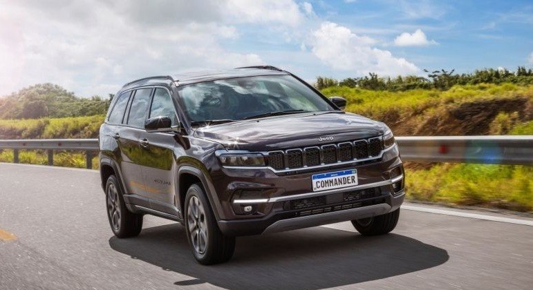Jeep Compass foi o SUV médio mais vendido em fevereiro com 4.430 unidades emplacadas