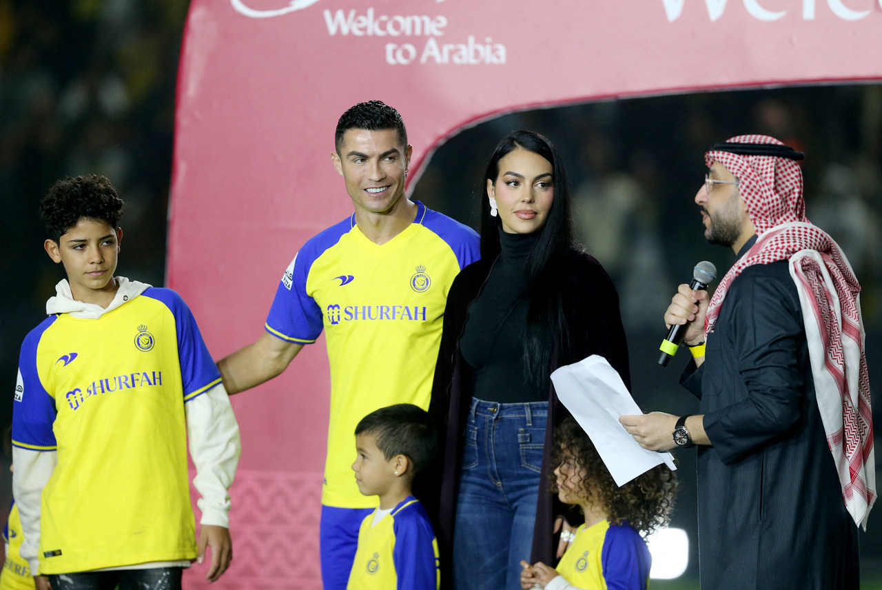 Como vivem as mulheres brasileiras na Arábia Saudita, país para onde se  mudou namorada de Neymar, Mundo