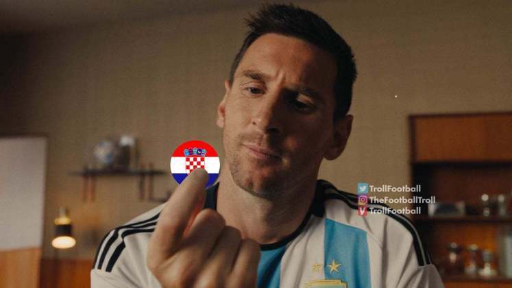 Como nós perdemos para essa Croácia? Torcedores repercutiram vitória por 3 a 0 da Argentina e enalteceram Messi, mais uma vez o grande nome do jogo. Confira! (Por Humor Esportivo)