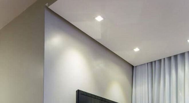 comoda larga branca quarto de casal 