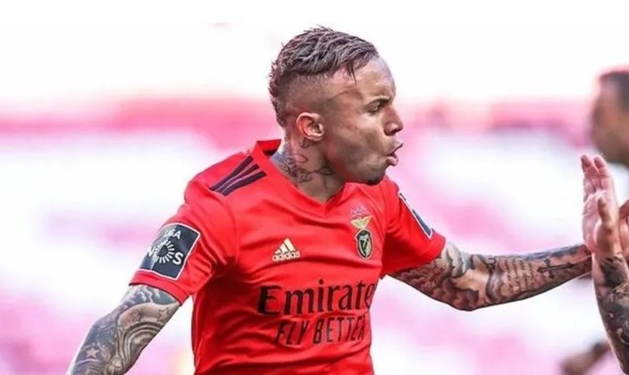 COMPLICOU - Márcio Cruz, empresário de Everton Cebolinha, ameaça tirar o atleta do Benfica. Em entrevista ao 