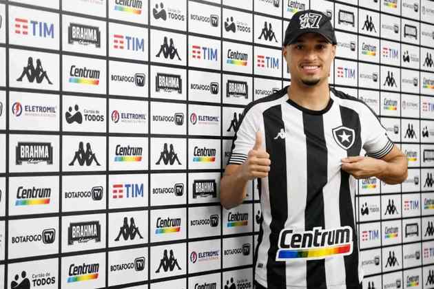 COMPLICOU - O meio-campista Luiz Henrique, que jogou por empréstimo junto ao Fortaleza, não teve atuações que encheram os olhos da cúpula do Botafogo e muito provavelmente não fica no clube na temporada 2021.