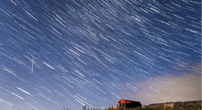As Perseidas acontecem em agosto e talvez sejam a mais famosa chuva de meteoros