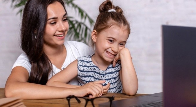 Brinquedos lideram as buscas para o Dia das Crianças