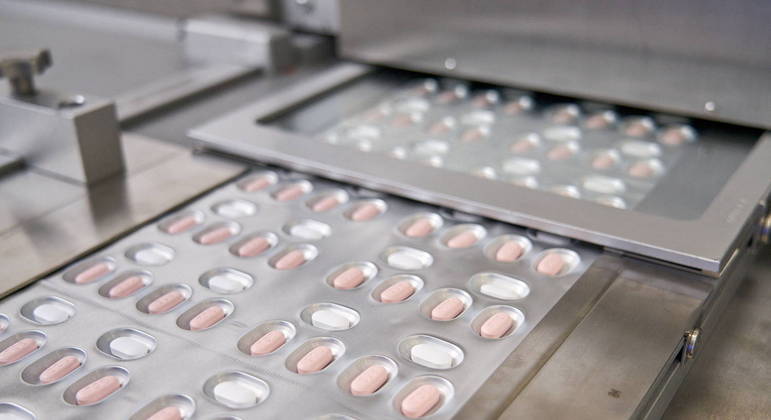Paxlovid estará disponível até o fim do ano para 132 países de baixa e média renda