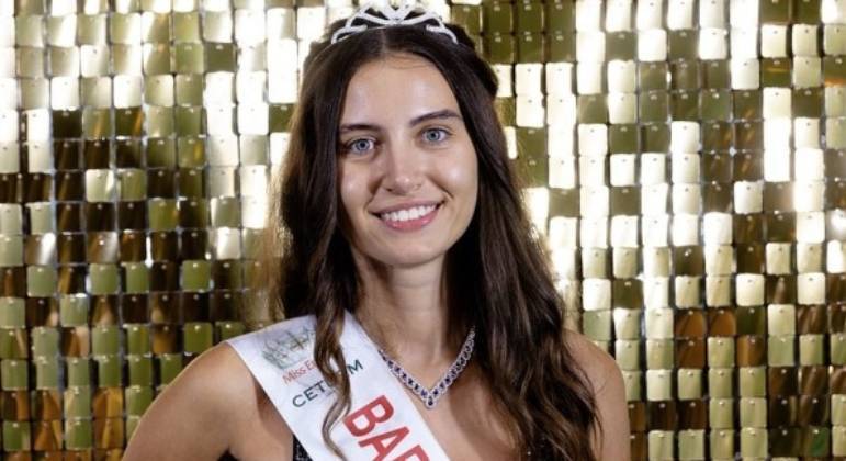 Melisa Raouf chamou a atenção por disputar Miss Inglaterra de cara lavada