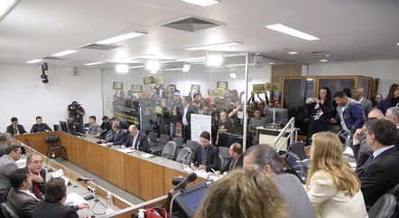 Confusão aconteceu durante reunião da prestação de contas do Governo