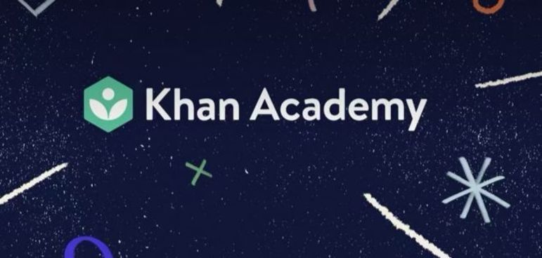 A plataforma Khan Academy é gratuita e possui conteúdo para os mais variados perfis: como estudantes de ensino básico e de ensino técnico. Há vídeos, exercícios interativos e artigosLEIA MAIS: Confira sete dicas para aprender e treinar o inglês na prática em casa