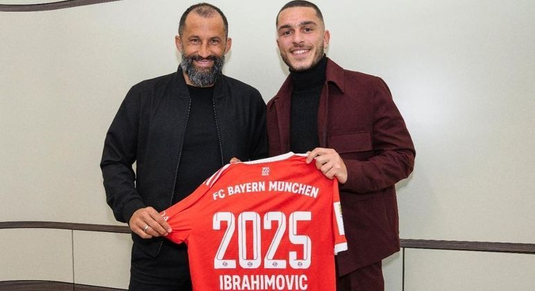 Nesta terça-feira (17), Arijon assinou uma extensão de contrato com o Bayern de Munique até 2025. Segundo o jornal alemão Bild, com a assinatura do acordo, ele deve treinar integralmente com o time principal.