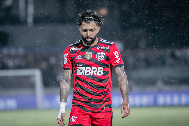 GabigolAté o início do Brasileirão, os números do atacante do Flamengo ficam entre os melhores comparados aos dos demais jogadores. Com 18 jogos na temporada de 2023, ele balançou a rede em nove oportunidades e deu uma assistência